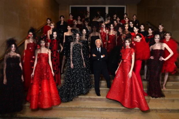 Giorgio-Armani-e-modelle_oggetto_editoriale_720x600